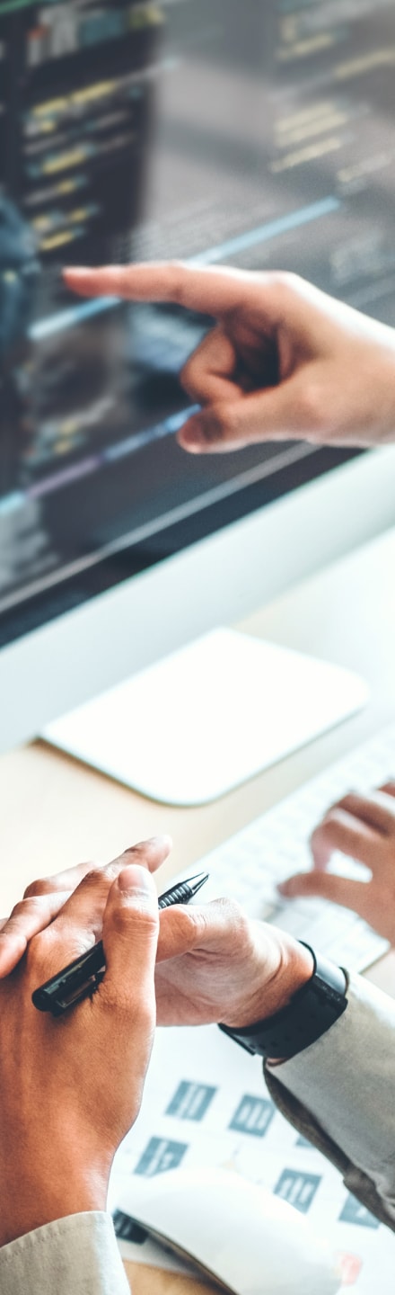 作業をしている手元の様子